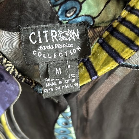 NWOT.  Citron vibrant & sheer blouse. Lightweight with a peacock colored design. - Picture 9 of 11